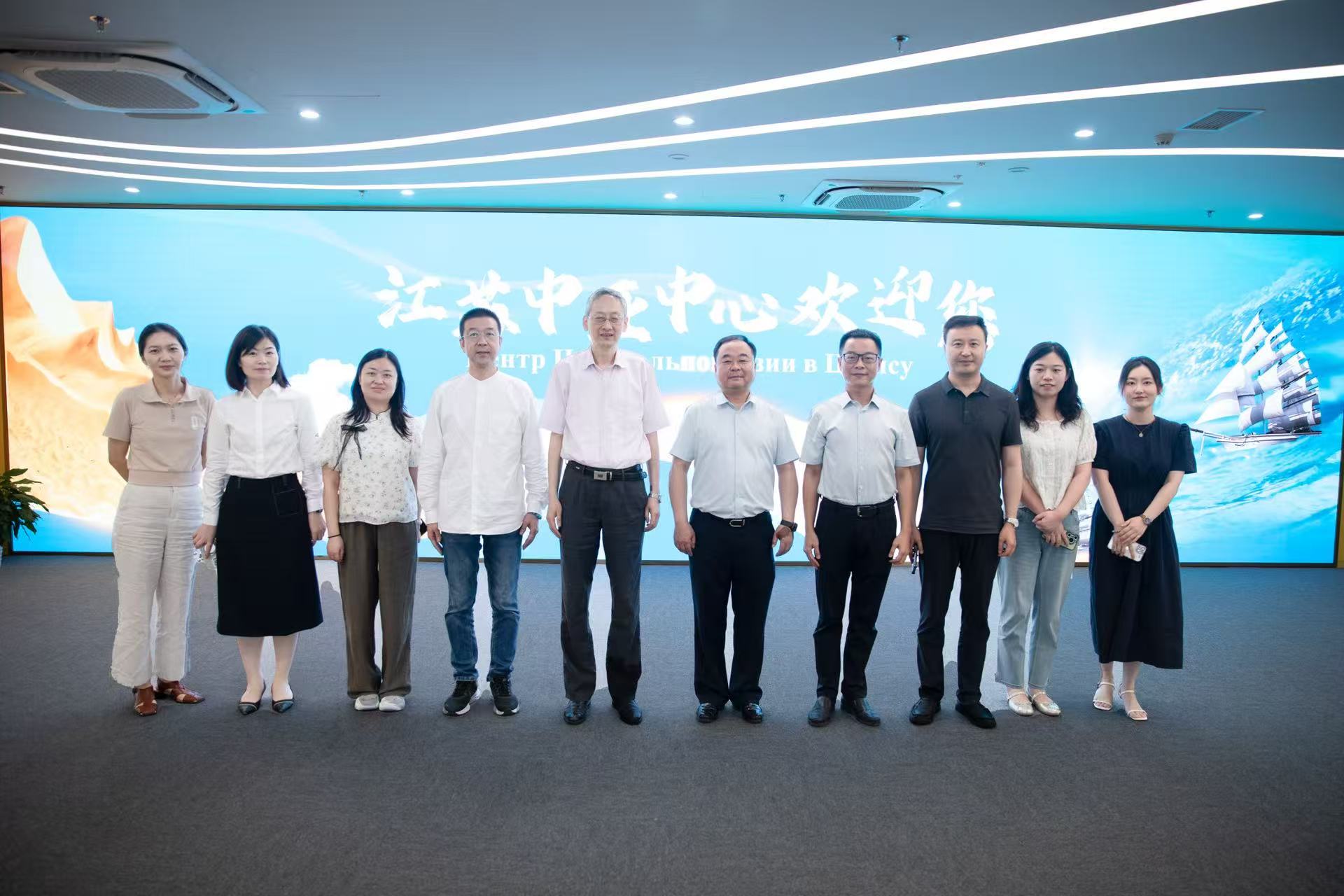 1753065649659328.jpg 3c76889b10262551407737dbb85cecde.jpg